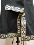 1450 - Long Sleeve Medieval Tunic (black, red, green)